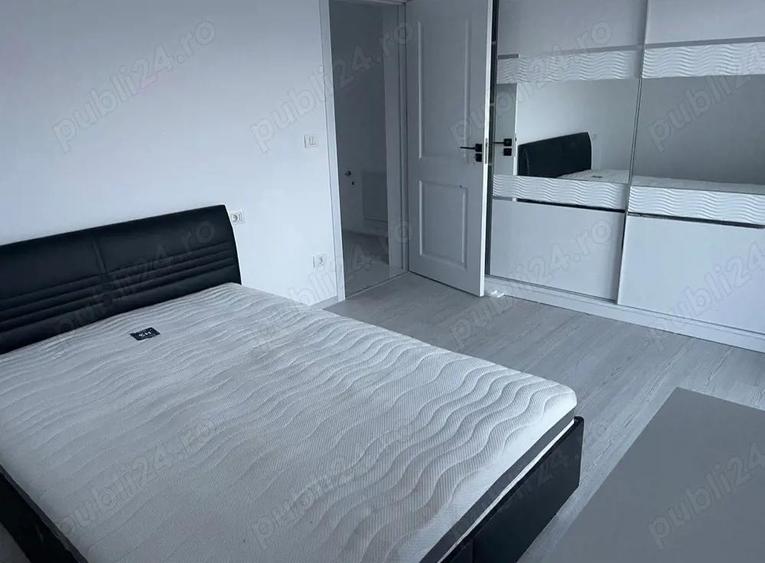 inchiriez apartament cu 3 camere - 2