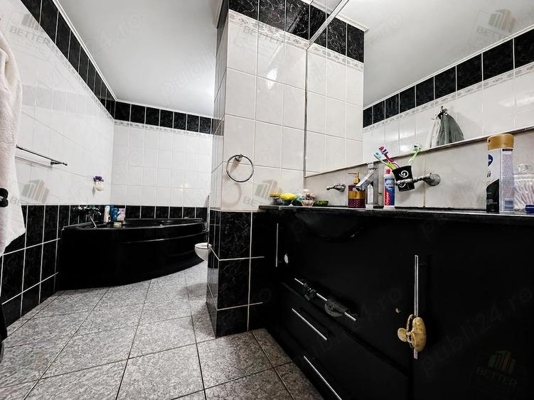 Apartament cu 4 camere decomandat în Vitan