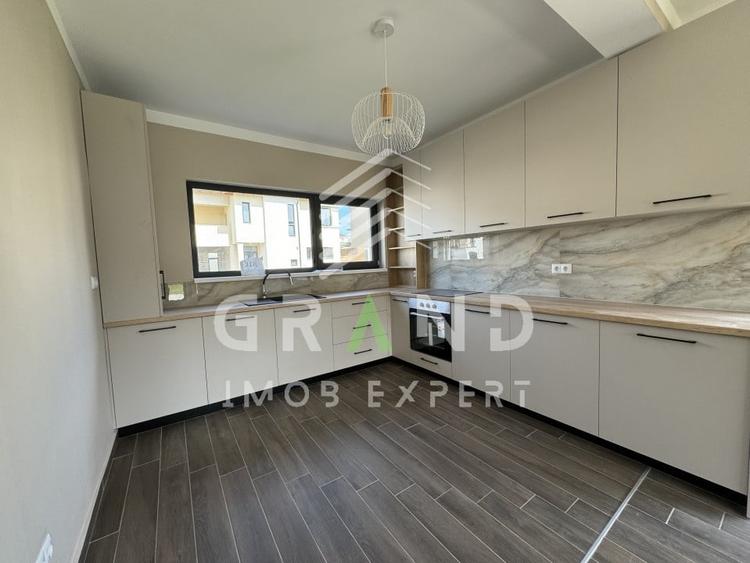 TOTUL NOU!Casa individuala,4 camere,3 BAI,TERASA,GARAJ,zona Dezmir - 2