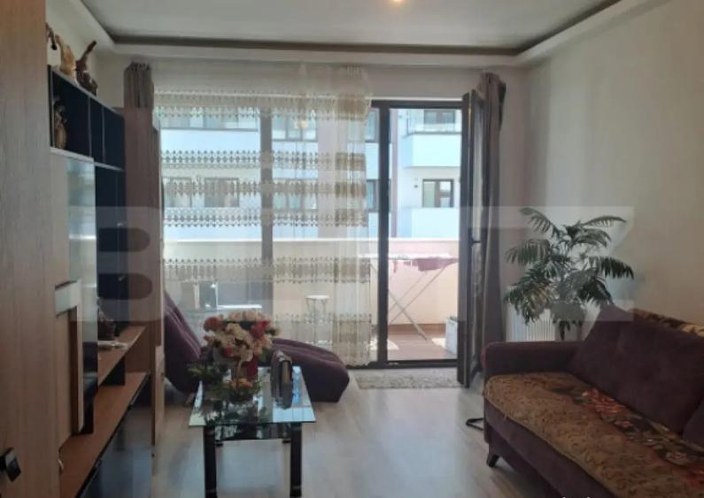 Apartament cu 2 camere, 80 mp, decomandat, zona Coresi - 5