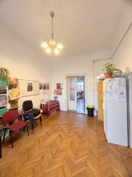 EXCLUSIV BLITZ :  Apartament 3 Camere, 121 mp, etaj 1, ULTRACENTRAL  ,  Parcare - 7