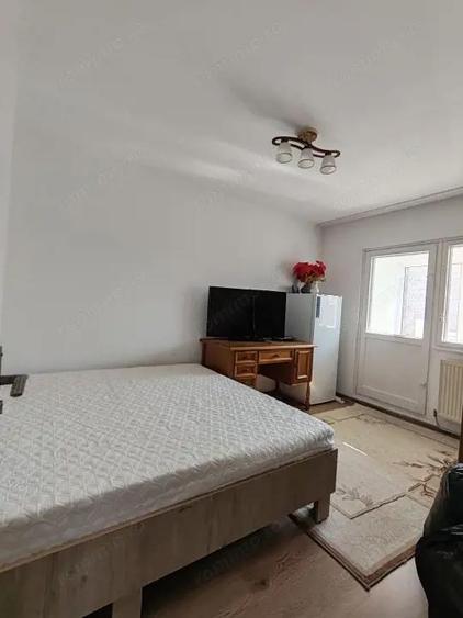 Apartament spa?ios cu 3 camere, 3 balcoane ?i beci renovat 2023 - 4