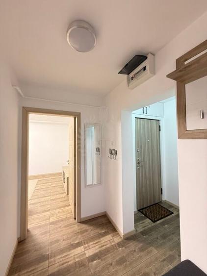 APARTAMENT 4 CAMERE, // ZONA REPUBLICII - 18