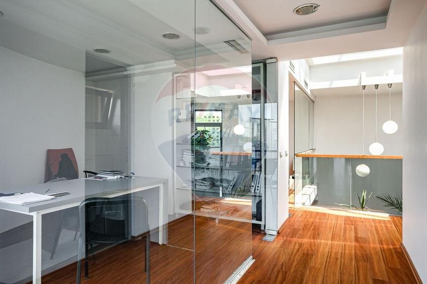 Cladire de birouri Micalaca pe principala, vad si vizibilitate sporita - 4