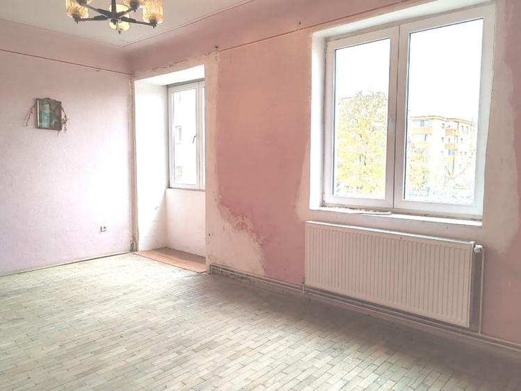 Apartament 3 camere decomandat structură mare - 6