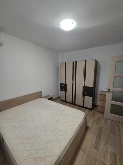 Apartament 2 camere, decomandat, 44 mp, centrala, ac, balcon, Aparatorii Patriei - 1