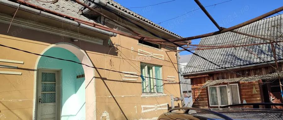 Casa cu teren de vanzare