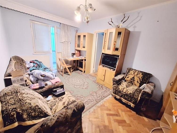 Apartament 2 camere , etaj 1,cu centrala, zona Narcisa - 1