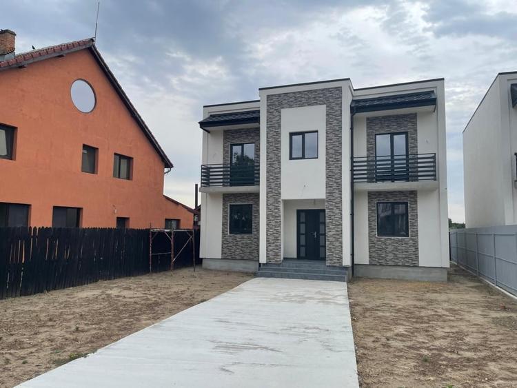 Casa noua P+1 cu teren de 324mp si toate utilitatile la Braniste/Podari - 1