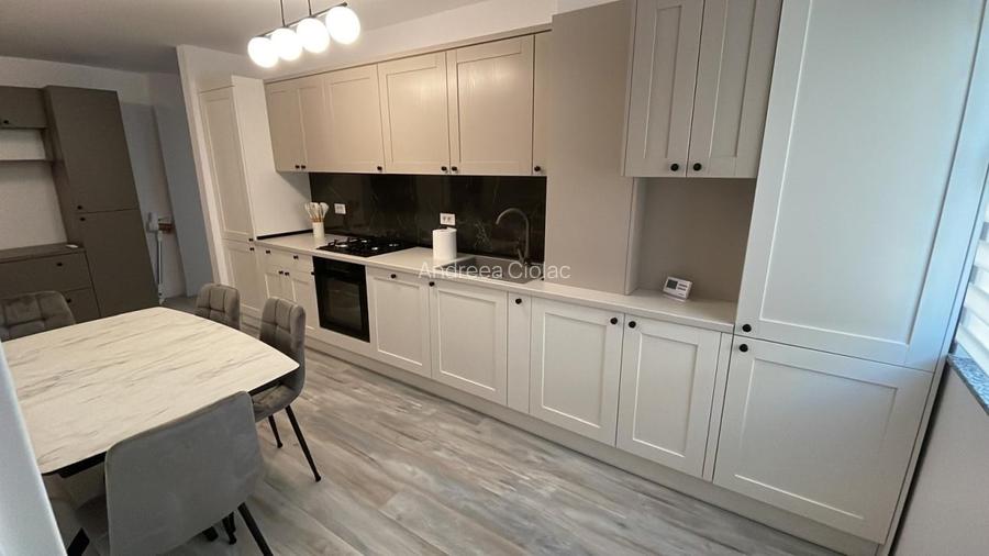 Apartament, 3 camere,  semidecomandat , mobilat/utilat, zona Somesului