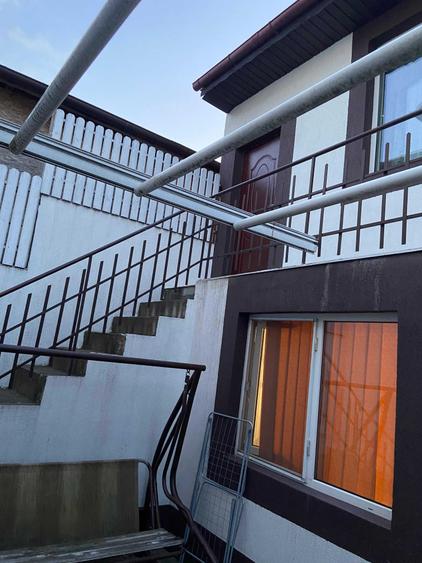 Apartament cu 2 camere semidecomandat în Apusului