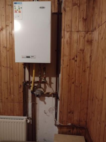 Închiriez garsonieră  - 2