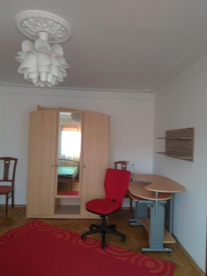 Apartament 2 camere mobilat si utilat complet, centrala termica , termopan, situ - 5