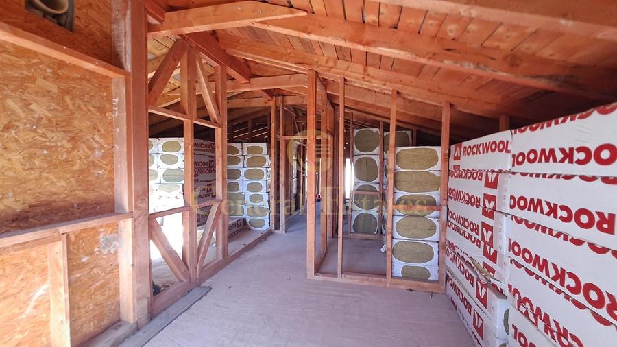 Casa moderna la rosu in Cristian - 9