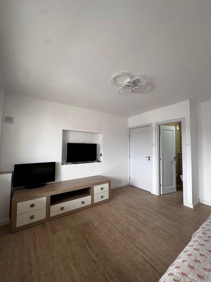 Apartament cu 2 camere - ultracentral DN 1 - 2