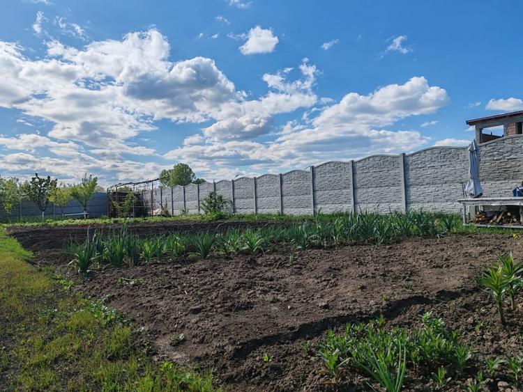 Teren  Harman intravilan  cu utilitati  ! - 2