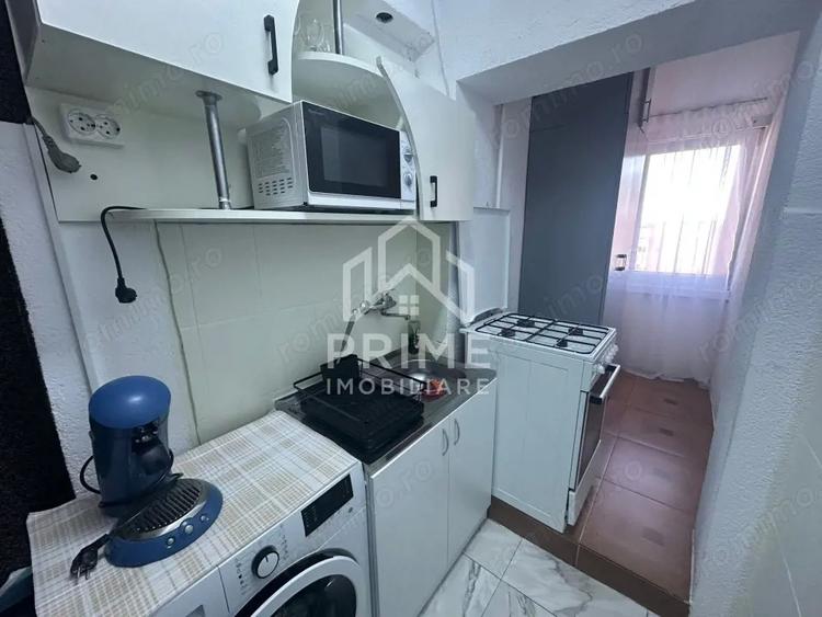 Apartament cu 3 camere decomandat, mobilat în Central