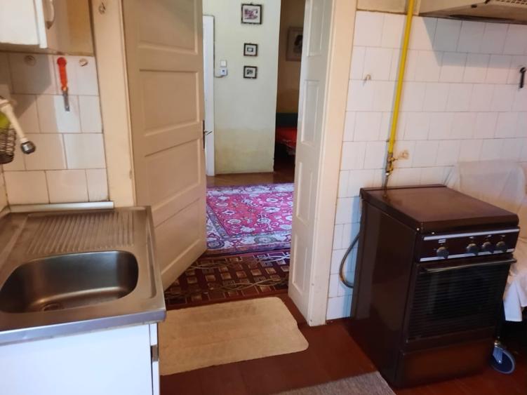 Casă cu 4 camere cu Teren 110 Mp în Central