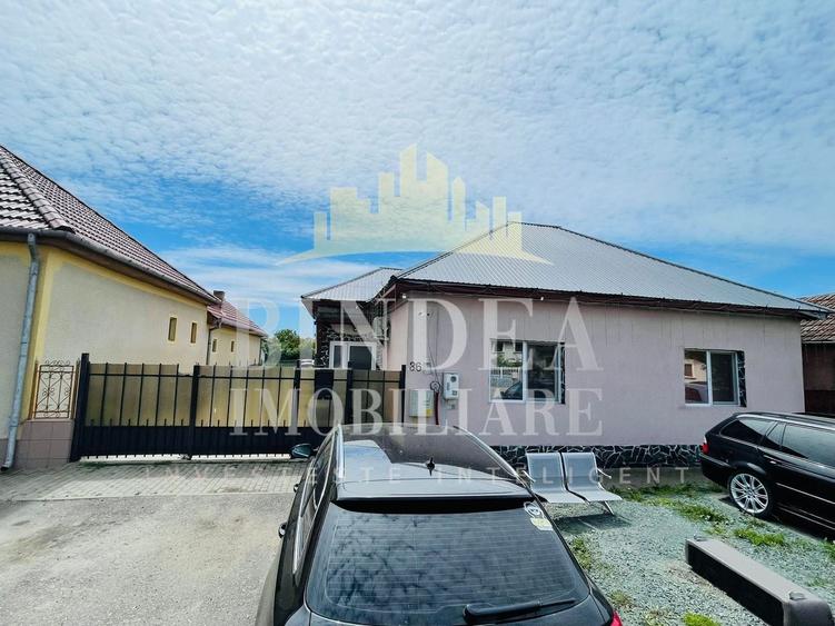 Casă individuală cu 4 camere cu Canalizare în Ghiroda