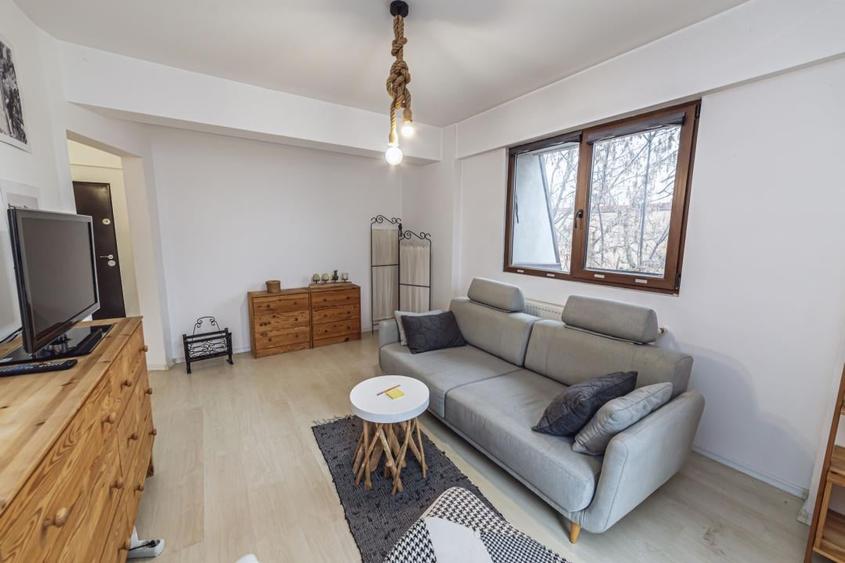 Apartament cu 2 camere decomandat, mobilat în Bucureștii Noi