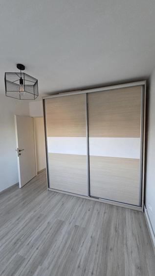 Apartament cu 2 camere decomandat în Gruia