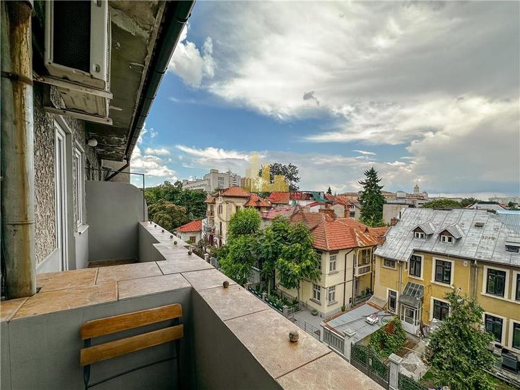 Apartament cu 2 camere semidecomandat, mobilat în Cotroceni