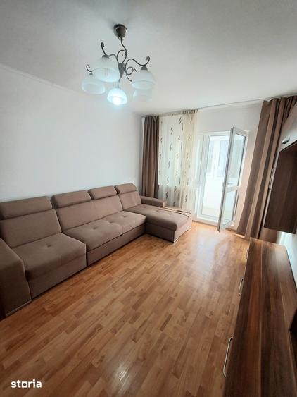 Apartament cu 3 camere decomandat în Decebal