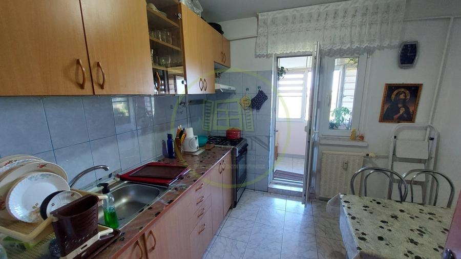 Apartament doua camere decomandat, 53 mp, Cornitoiu zona Unitatea Militara - 3