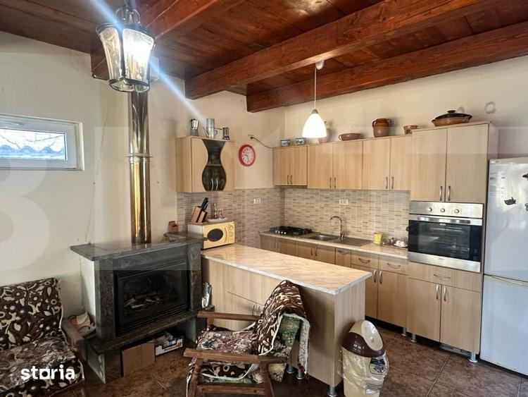 Casă cu 4 camere cu Teren 585 Mp în Central