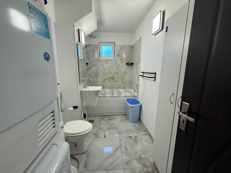 Apartament cu 3 camere decomandat, mobilat în Calea București