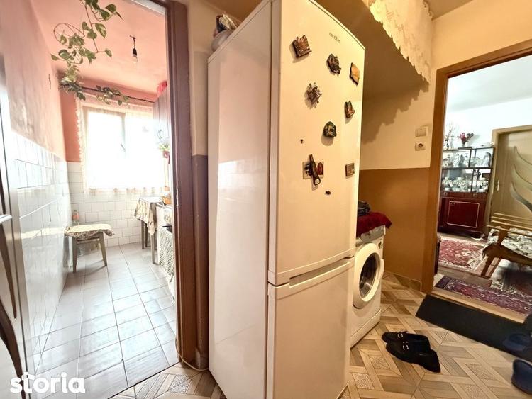 Apartament cu 2 camere semidecomandat, mobilat în Complex Studențesc