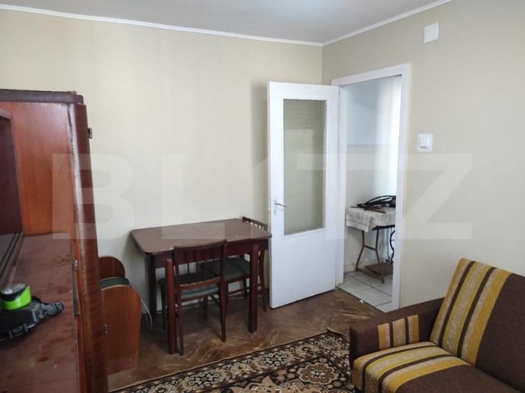 Apartament cu 2 camere decomandat, mobilat în Botizului