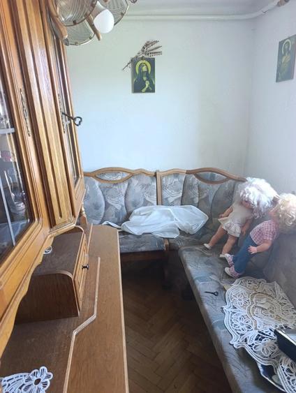 Casă cu 4 camere cu Teren 1030 Mp în Est