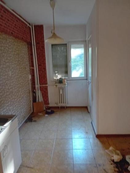 Apartament cu 3 camere în Iancului