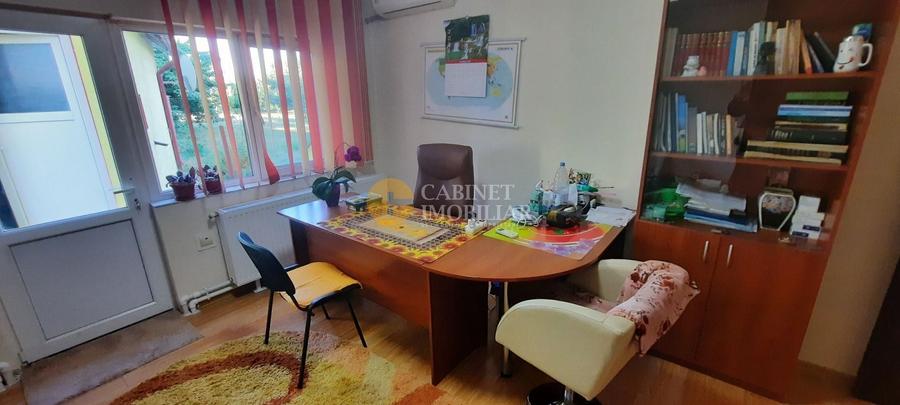 Casă individuală cu 5 camere cu Canalizare în Aroneanu