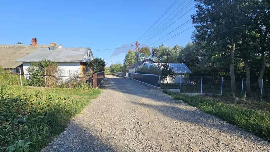Teren Construcții intravilan de 7500 mp, în Moara Carp