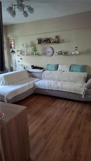 Apartament cu 2 camere decomandat în Dâmbovița