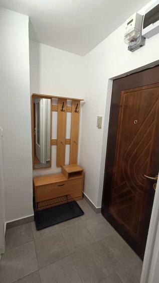 Garsonieră decomandată în Miorița