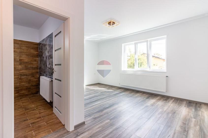 Casă individuală cu 4 camere cu Teren 1495 Mp în Bolintin-Deal