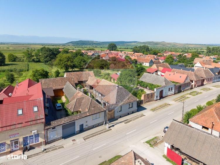 Casă cu 4 camere în Comana