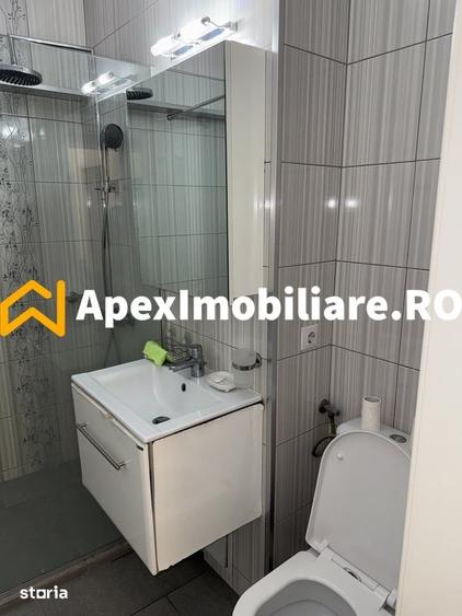 Apartament cu 2 camere decomandat în Centrul Istoric