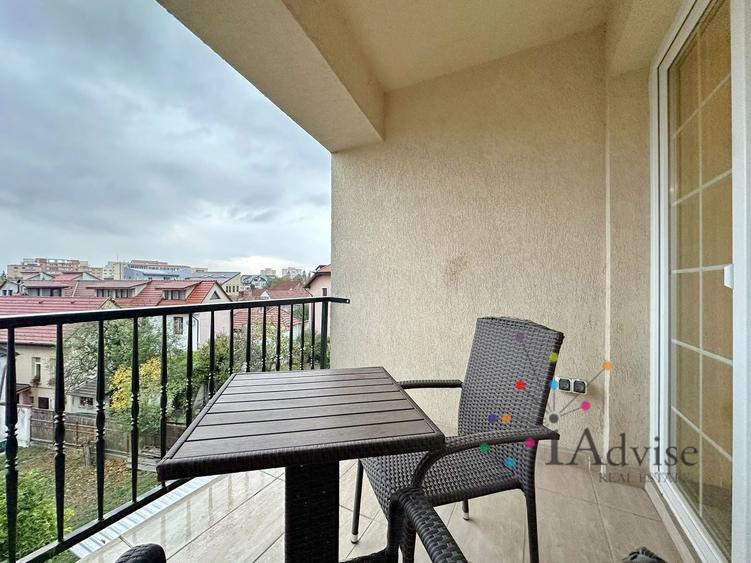Apartament cu 2 camere decomandat, mobilat în Brașovul Vechi