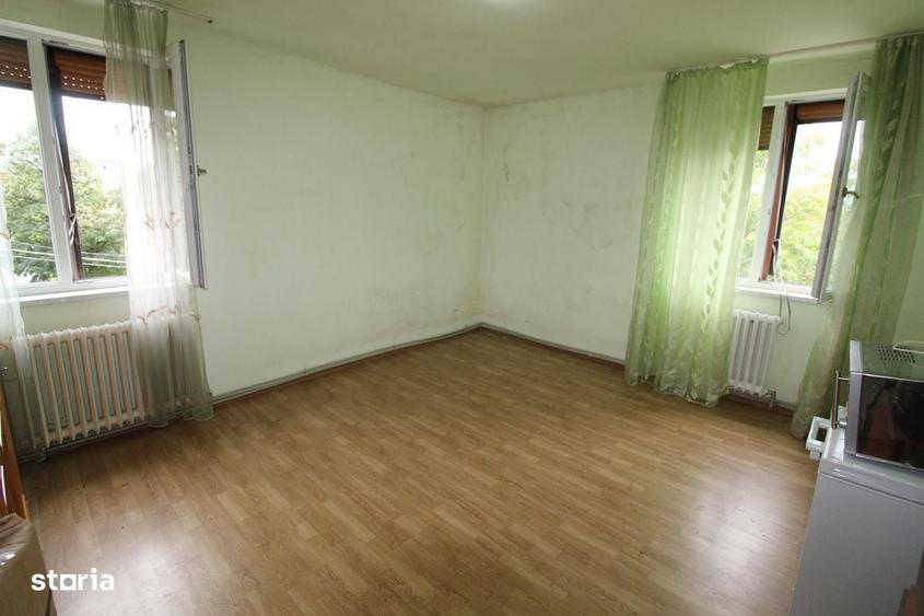 Apartament cu 3 camere în Est