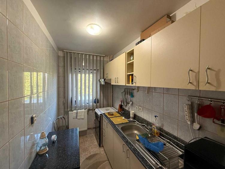 Garsonieră decomandată în Tineretului