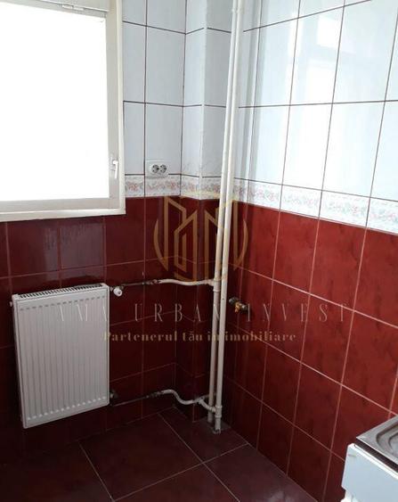 Bulevardul Chisinau garsoniera 33 mp etj 5 ,vedere Buleva... - 1