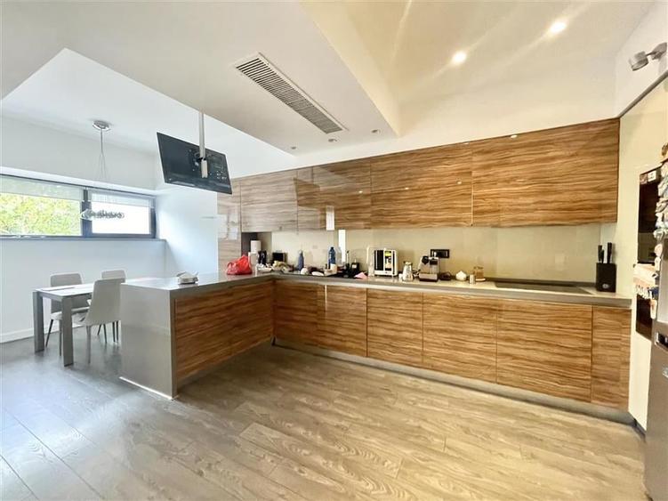 APARTAMENT 7 CAMERE//SOS. NORDULUI//VEDERE PARC - 11