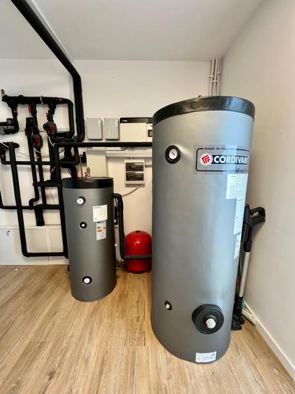 Casa individuala cu 6 camere, zona Parfumului. Comision 0 - 32