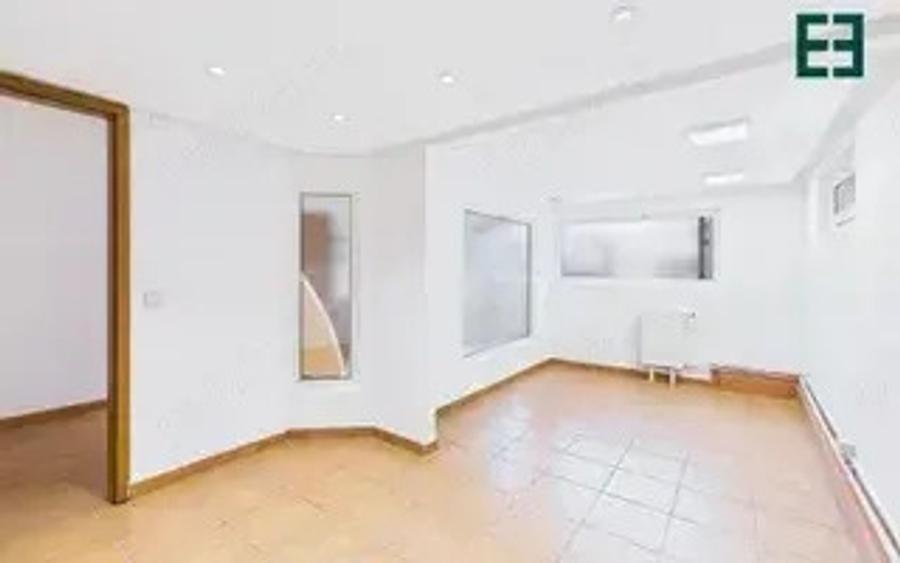 Proprietar inchiriez birou 90 mp - 2