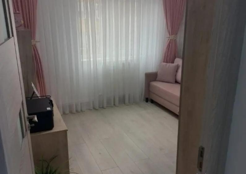 Km 5, decomandat, 2 camere, etaj 3, mobilat, gaze, vanzari Constanta, - 9