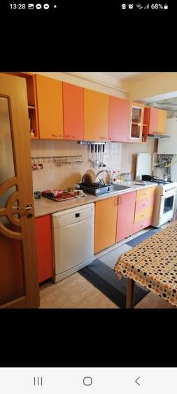 Apartament cu 2 camere Burdujeni, Cuza Voda 2 decomandate,etaj 2 - 1